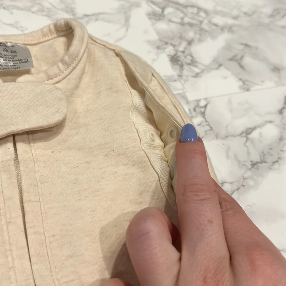 Woombie Beige Cream Convertible Swaddle - Picture 6 of 7